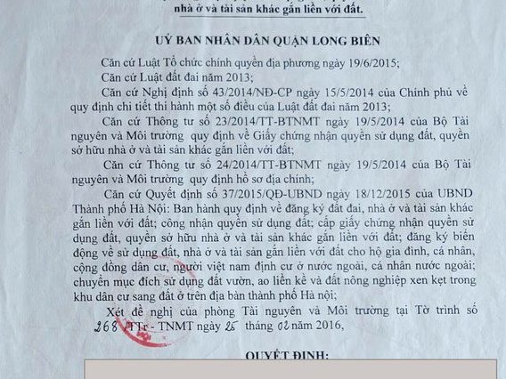 Quyết định công nhận của UBND quận — Quyết định của UBND quận Long Biên công nhận quyền sử dụng đất — kết quả của hồ sơ đất xen kẹt, chưa có sổ.